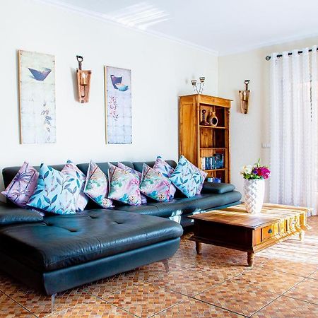 ماربيا Villa Maria In El Rosario - Mit Sicht Auf Gibralta المظهر الخارجي الصورة