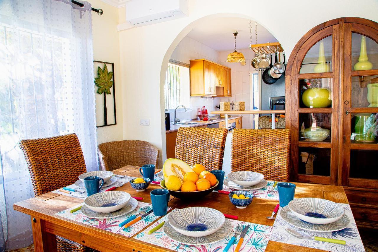 ماربيا Villa Maria In El Rosario - Mit Sicht Auf Gibralta المظهر الخارجي الصورة